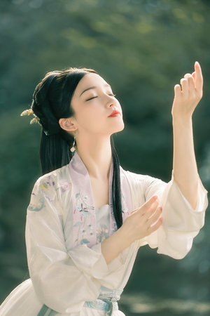 电影《金悔瓶》免费观